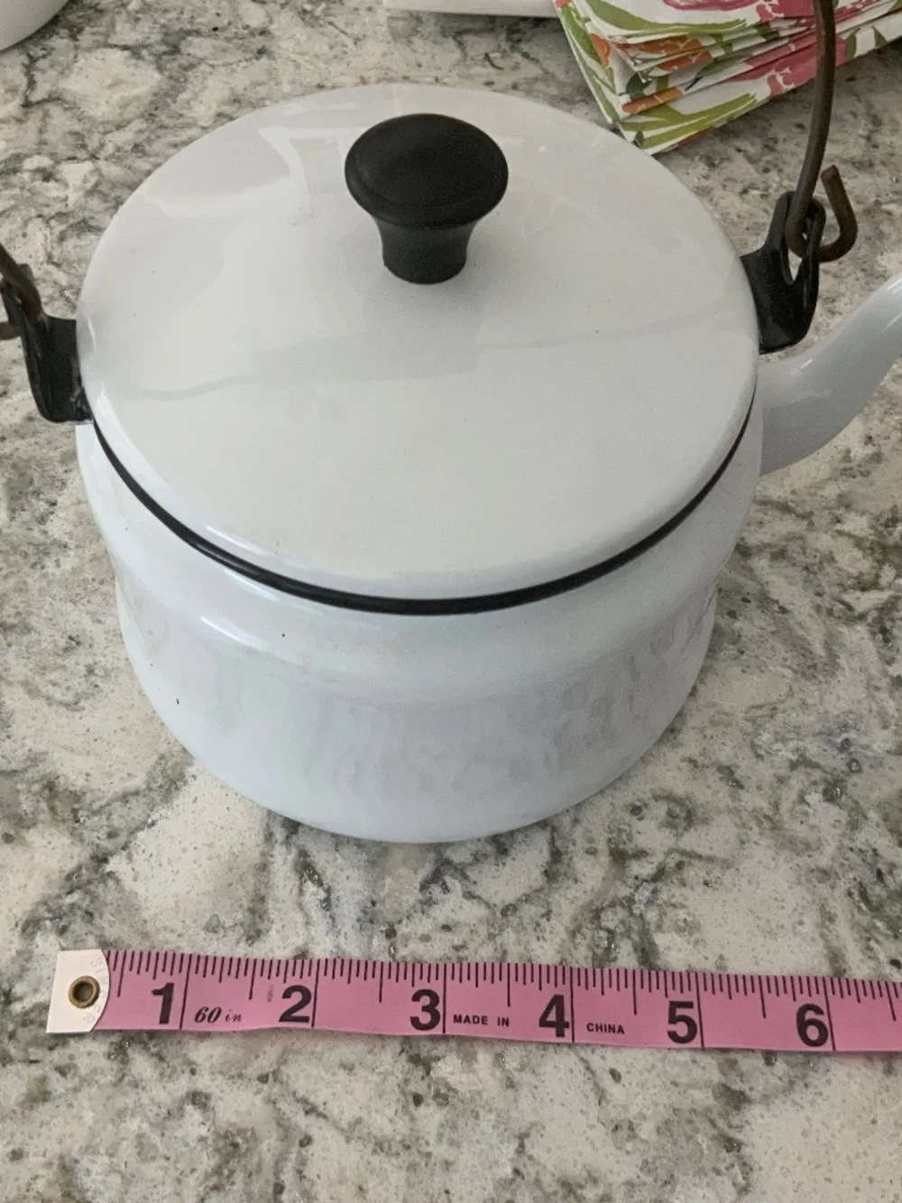 Vintage White Enamelware Tea Kettle – Farmhouse Cottage Kitchen